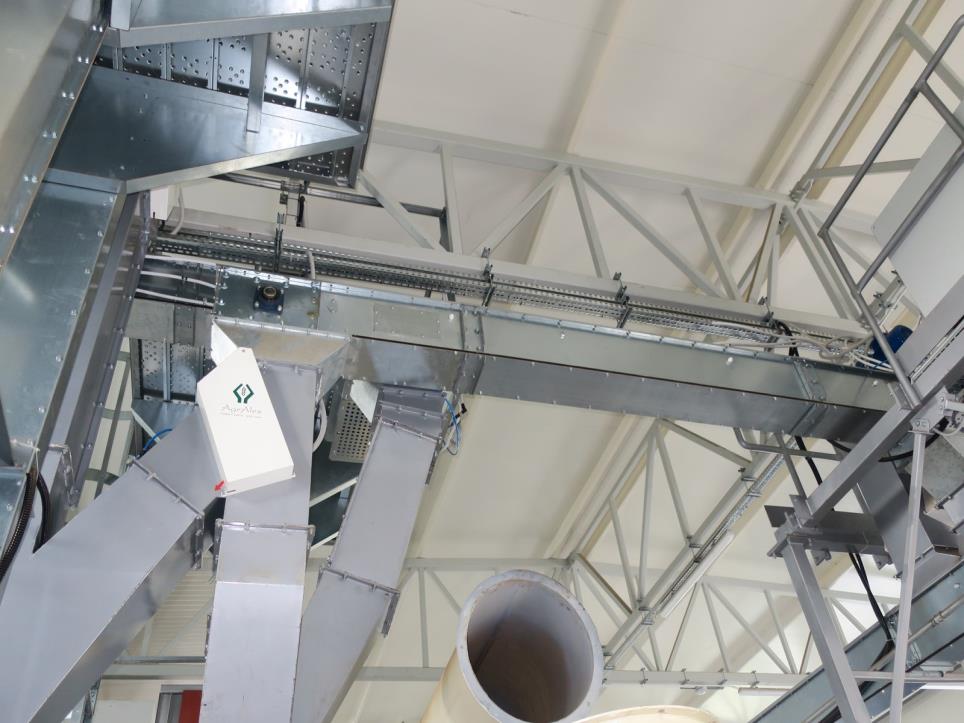 Machines from the biofuel production plant<br>
-6